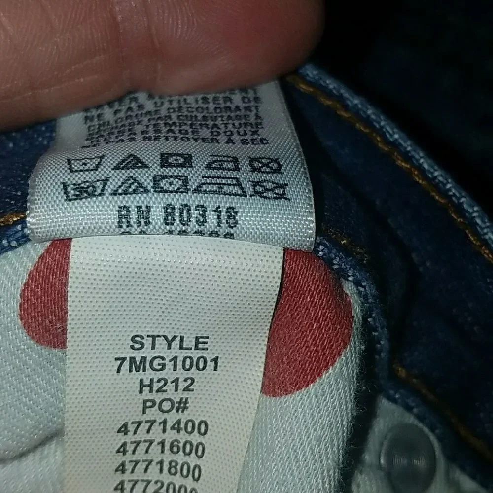 Lucky  Brand relaxed straight jeans Sz 38
